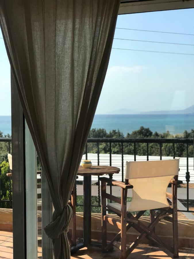 Elafonisos Mare Hotel Екстериор снимка